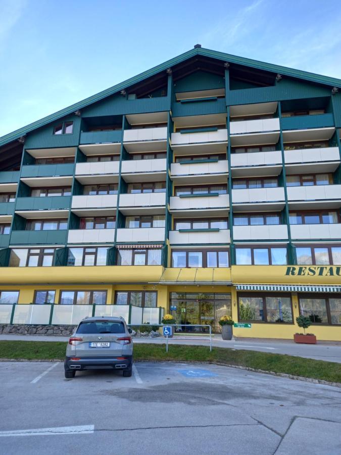 Panoramis Apartment In ชลัดมิง ภายนอก รูปภาพ